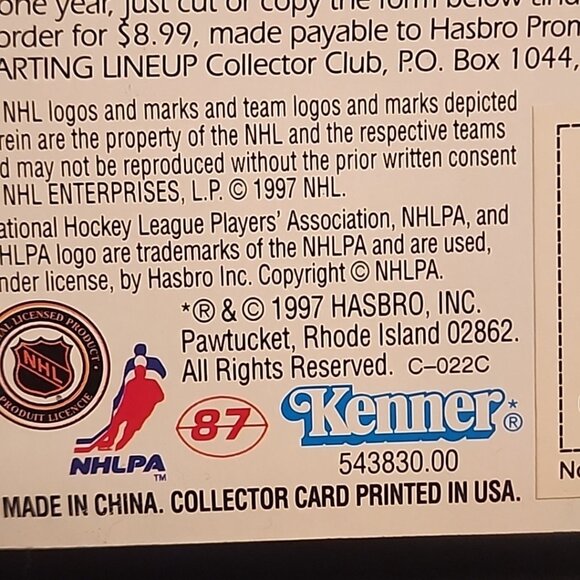 Kenner 1997 Edition Wayne Gretzky NHL New York Rangers Starting Lineup Figure - Picture 5 of 7